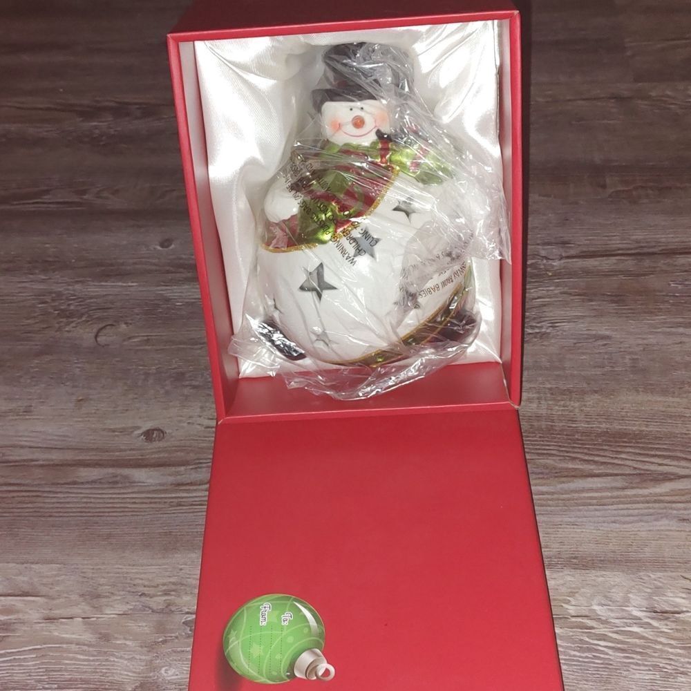 QVC Home Reflections Ceramic SNOWMAN Luminary with Flameless Candle in Gift Box 